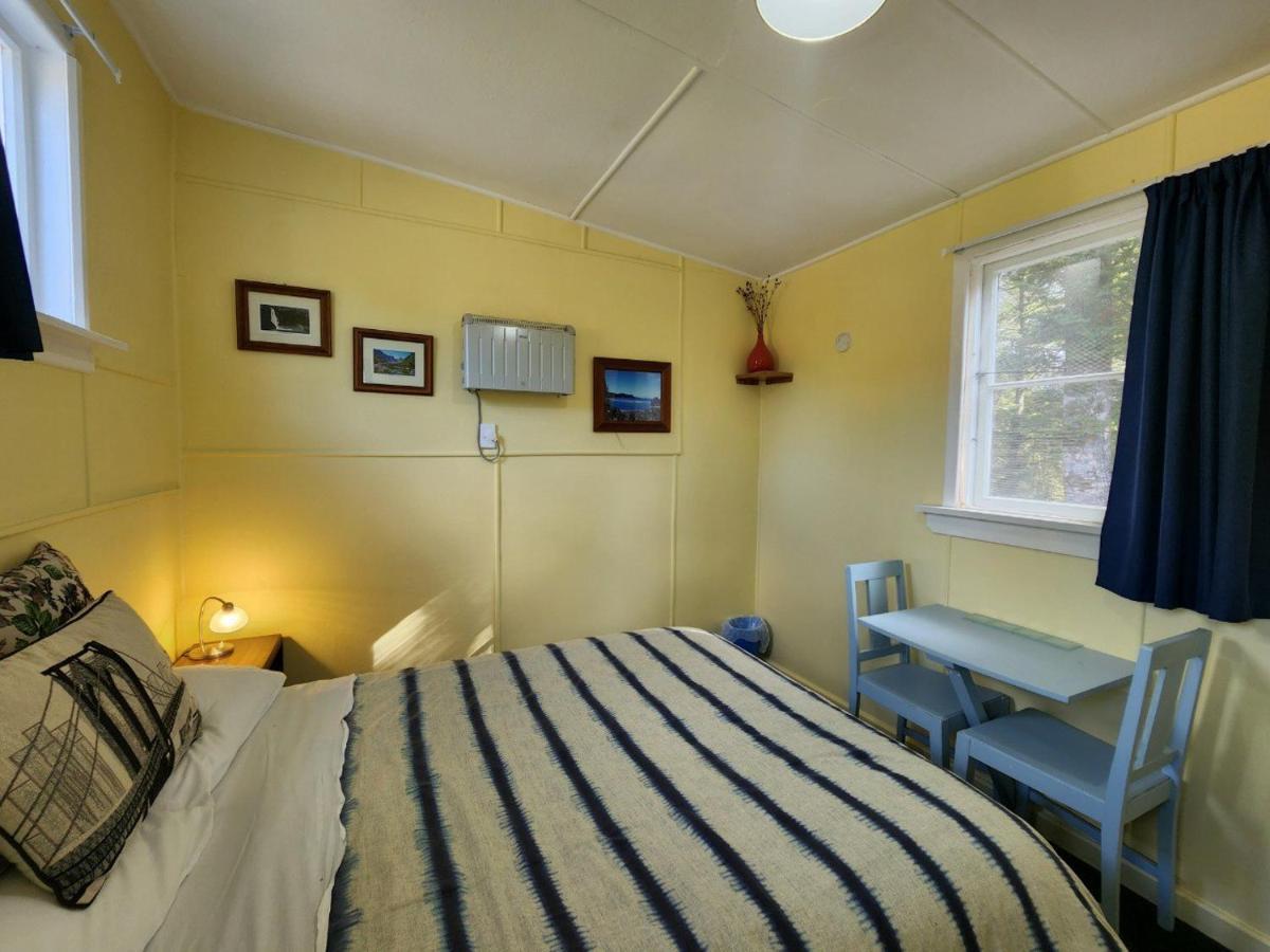Possum Lodge Manapouri Exterior foto
